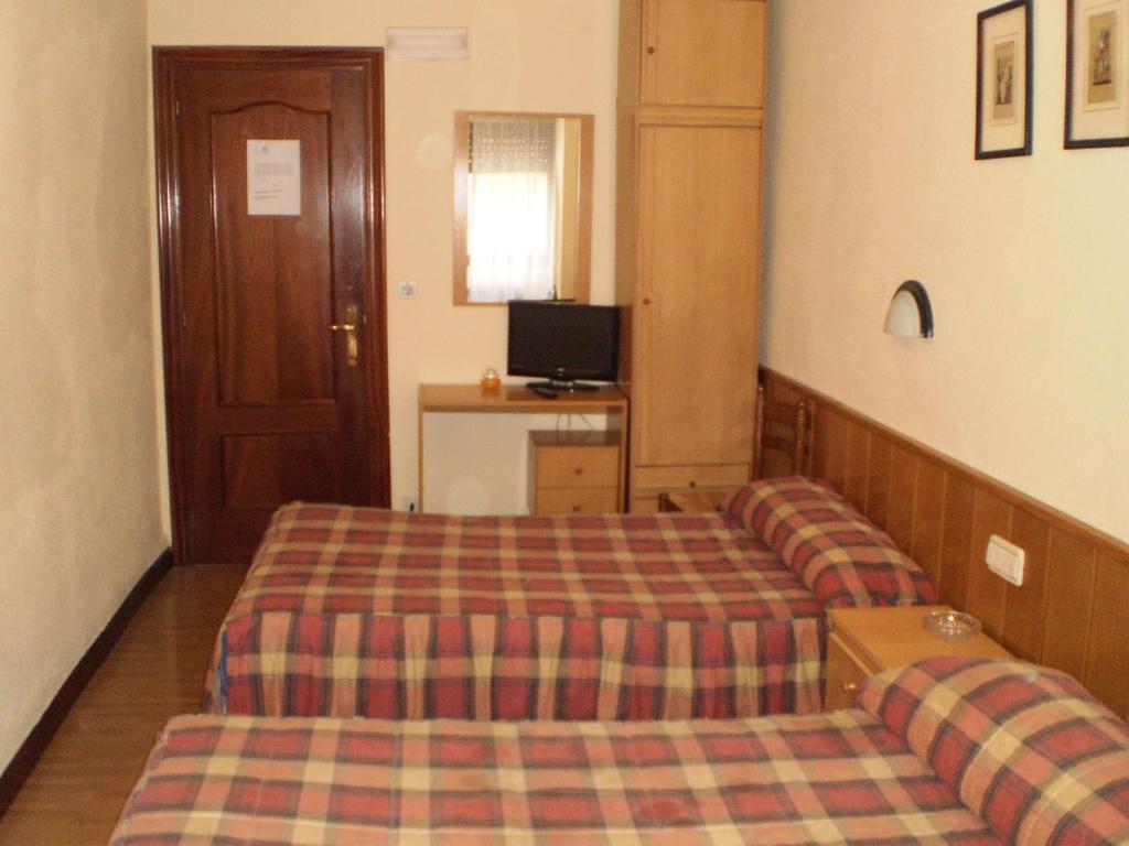 Hostal Hilton Burgo Zewnętrze zdjęcie