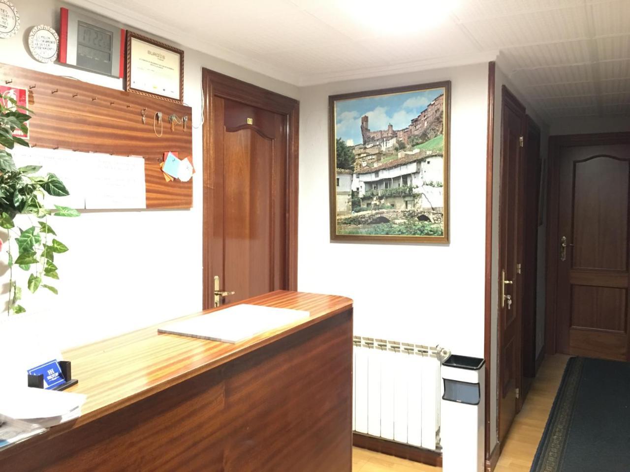 Hostal Hilton Burgo Zewnętrze zdjęcie