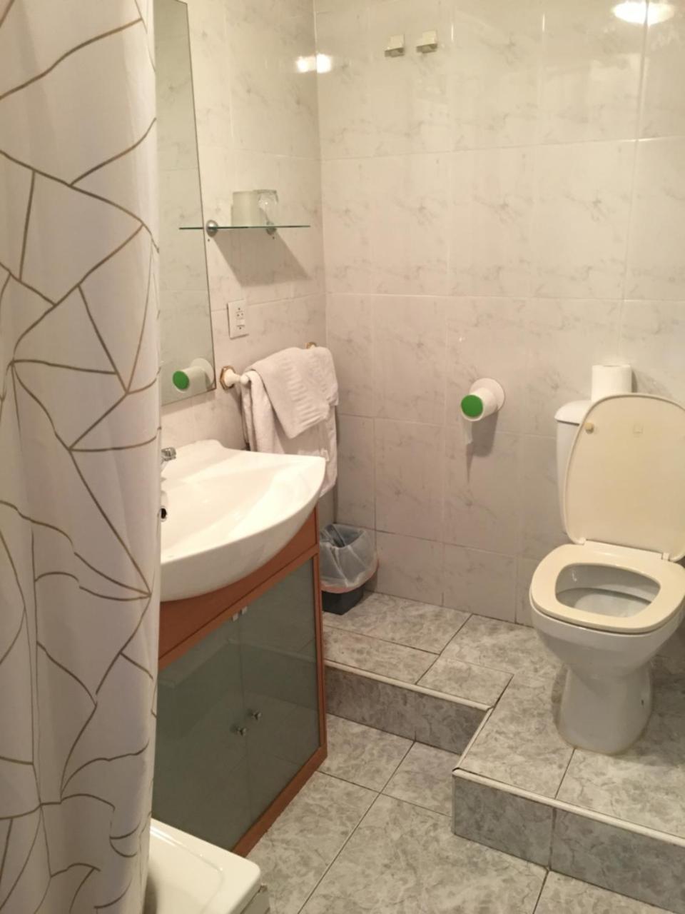 Hostal Hilton Burgo Zewnętrze zdjęcie